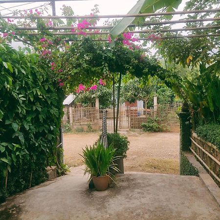 Meexok Guesthouse Nongkhiaw Esterno foto