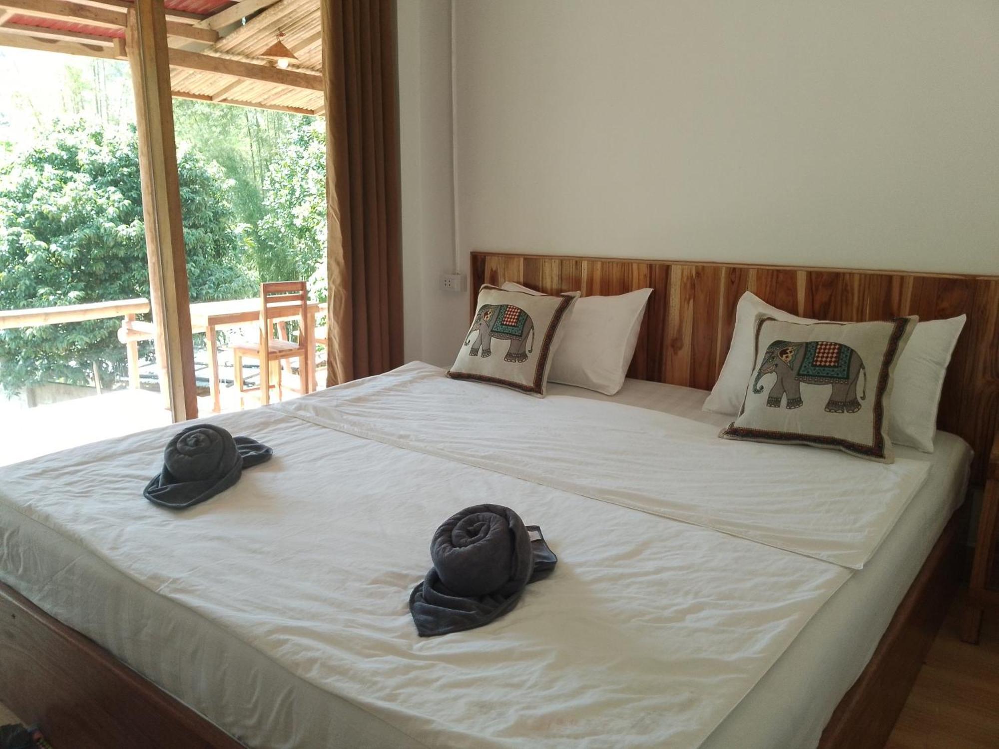Meexok Guesthouse Nongkhiaw Esterno foto