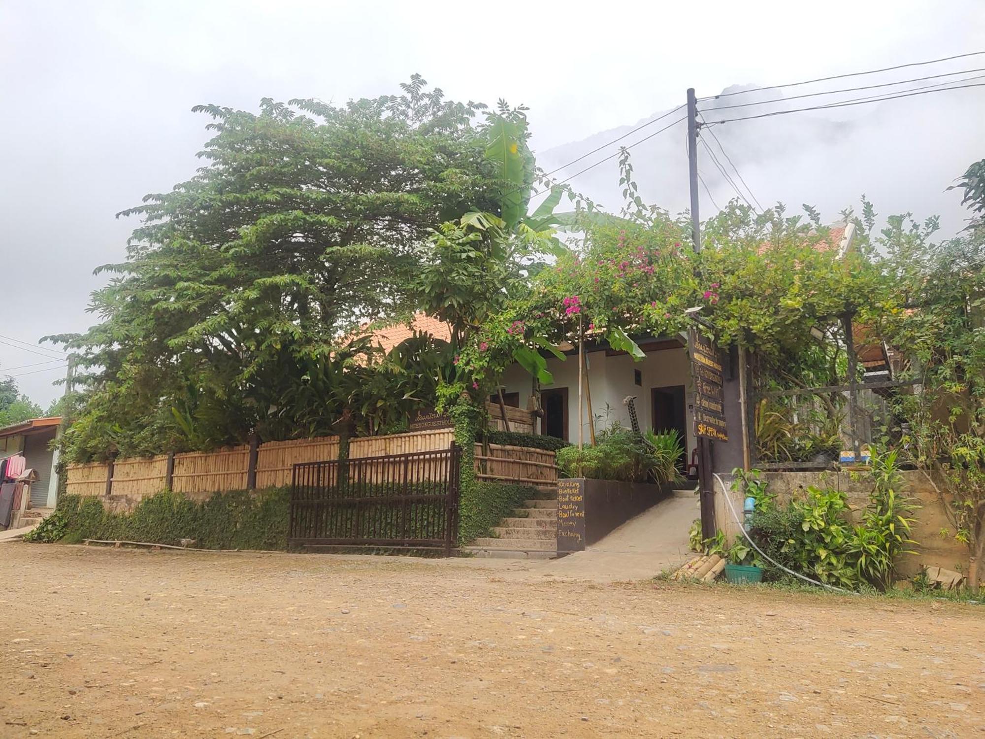 Meexok Guesthouse Nongkhiaw Esterno foto