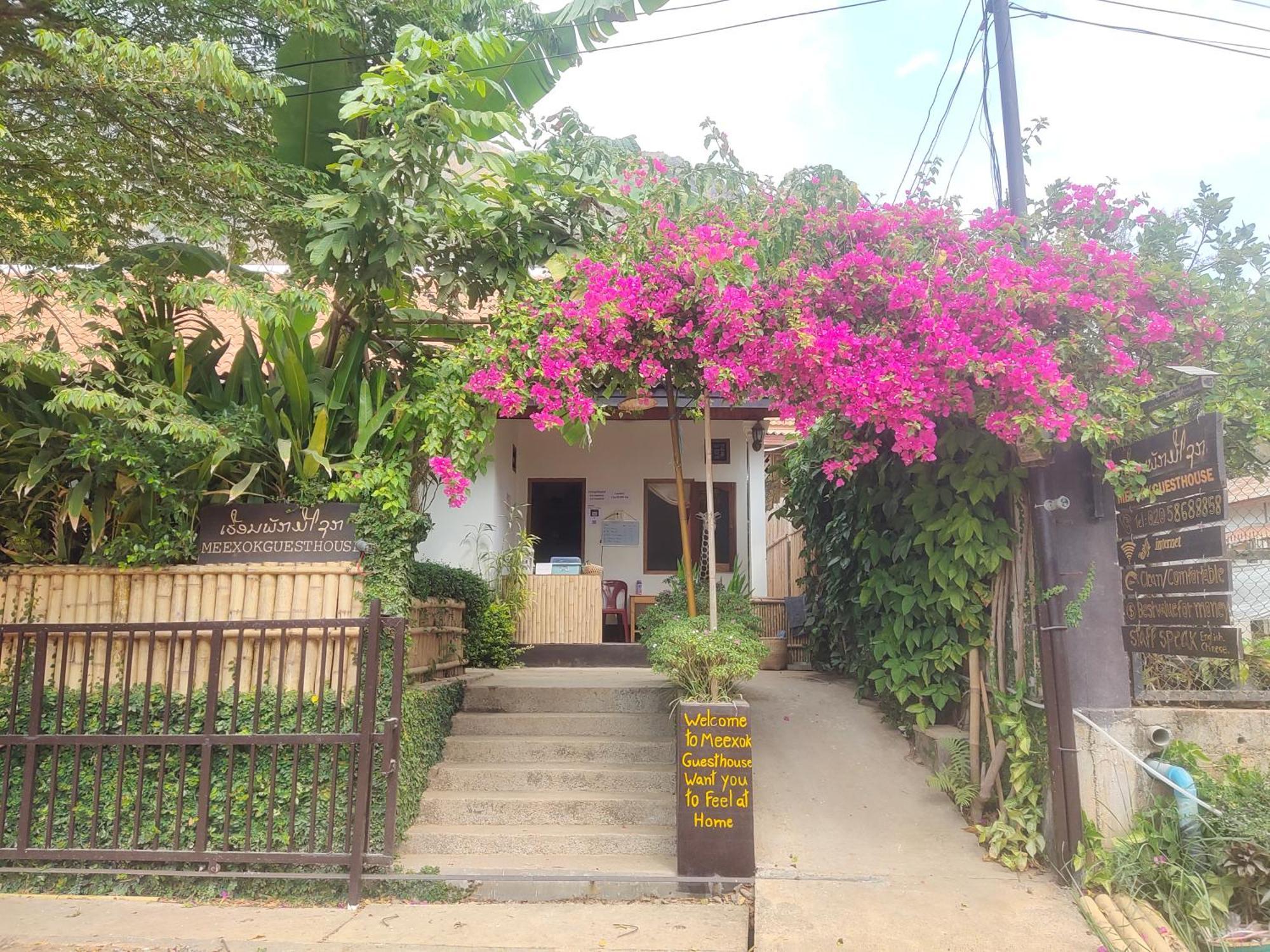 Meexok Guesthouse Nongkhiaw Esterno foto